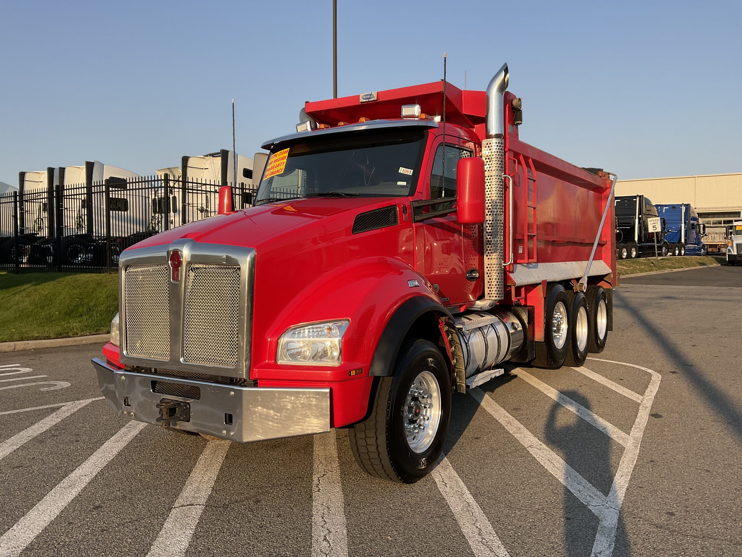 2015 KENWORTH T880 - image 2 of 6