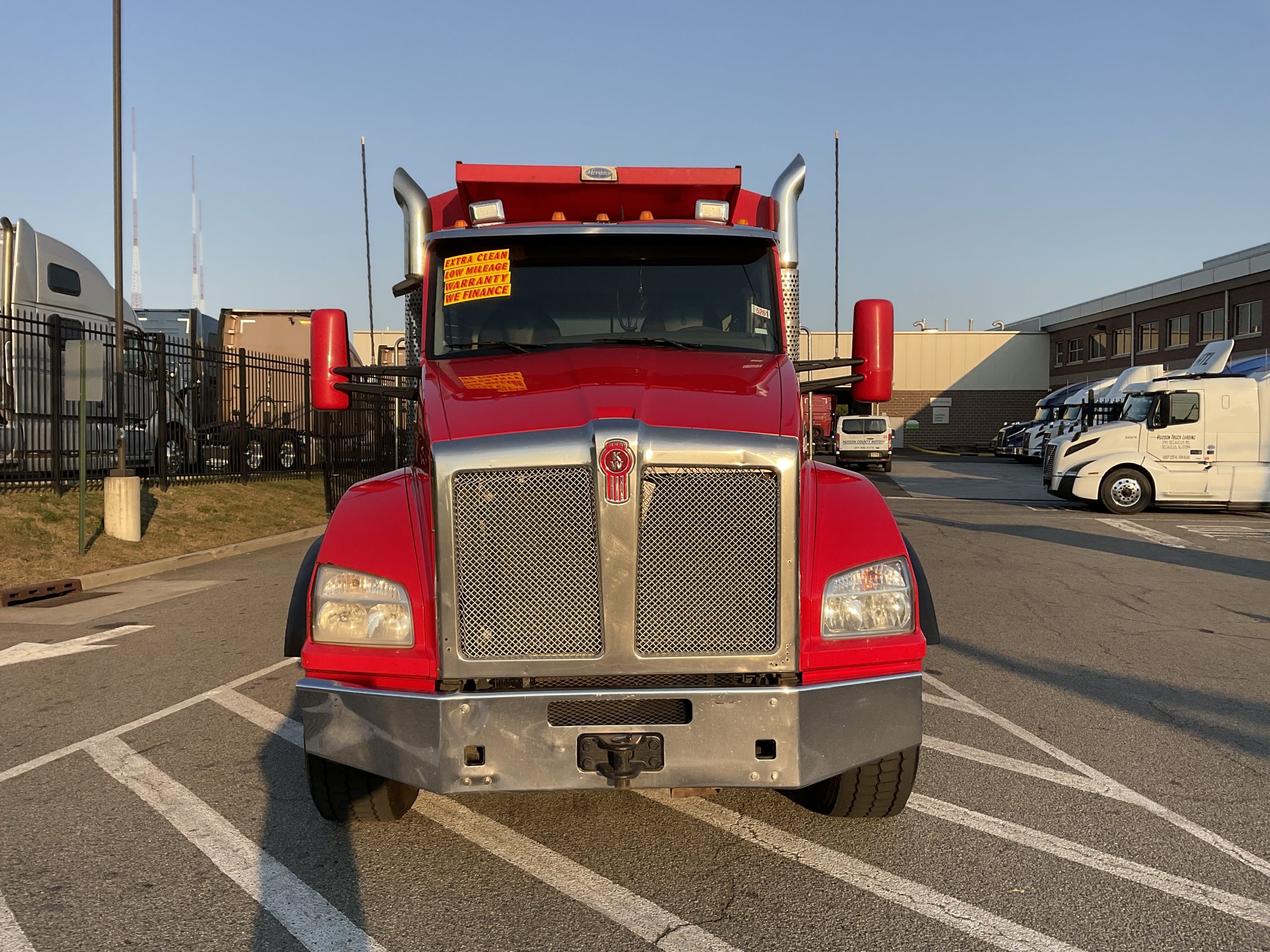 2015 KENWORTH T880 - image 3 of 6