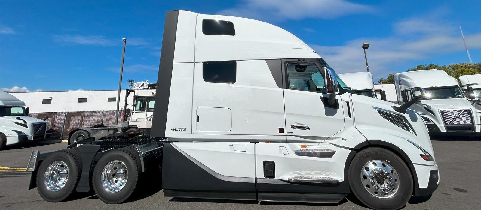 top-5-pre-owned-volvo-trucks-for-long-haul-transportation-in-2024