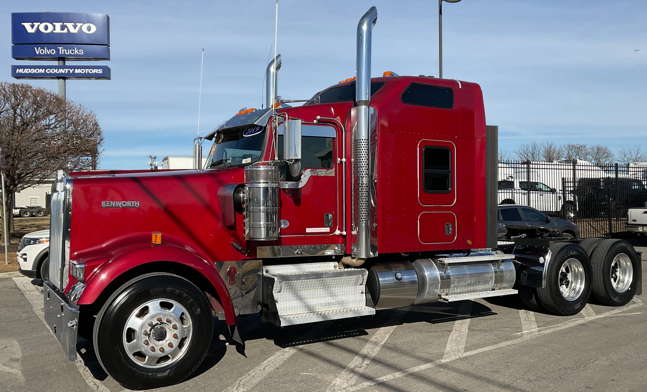 2019 KENWORTH W900L - image 1 of 6